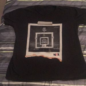 Machine Gun Kelly tee shirt